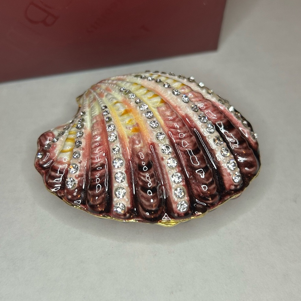 Scallop Seashell - Enamel & Crystal Trinket Keeper Box Figure Decor